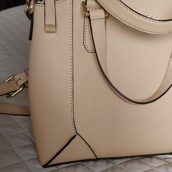 Calvin Klein Purse - Picture 5 of 16